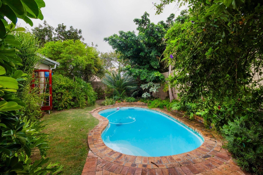 6 Bedroom Property for Sale in Tijgerhof Western Cape
